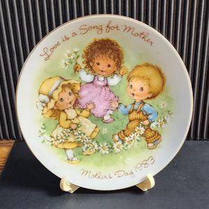 Vintage Avon Mother's Day Plate